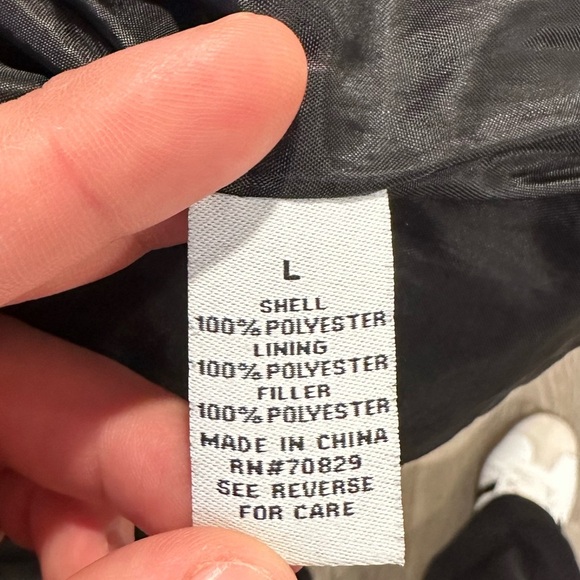 Rue21 black Puffer Jacket women’s large - Picture 7 of 8